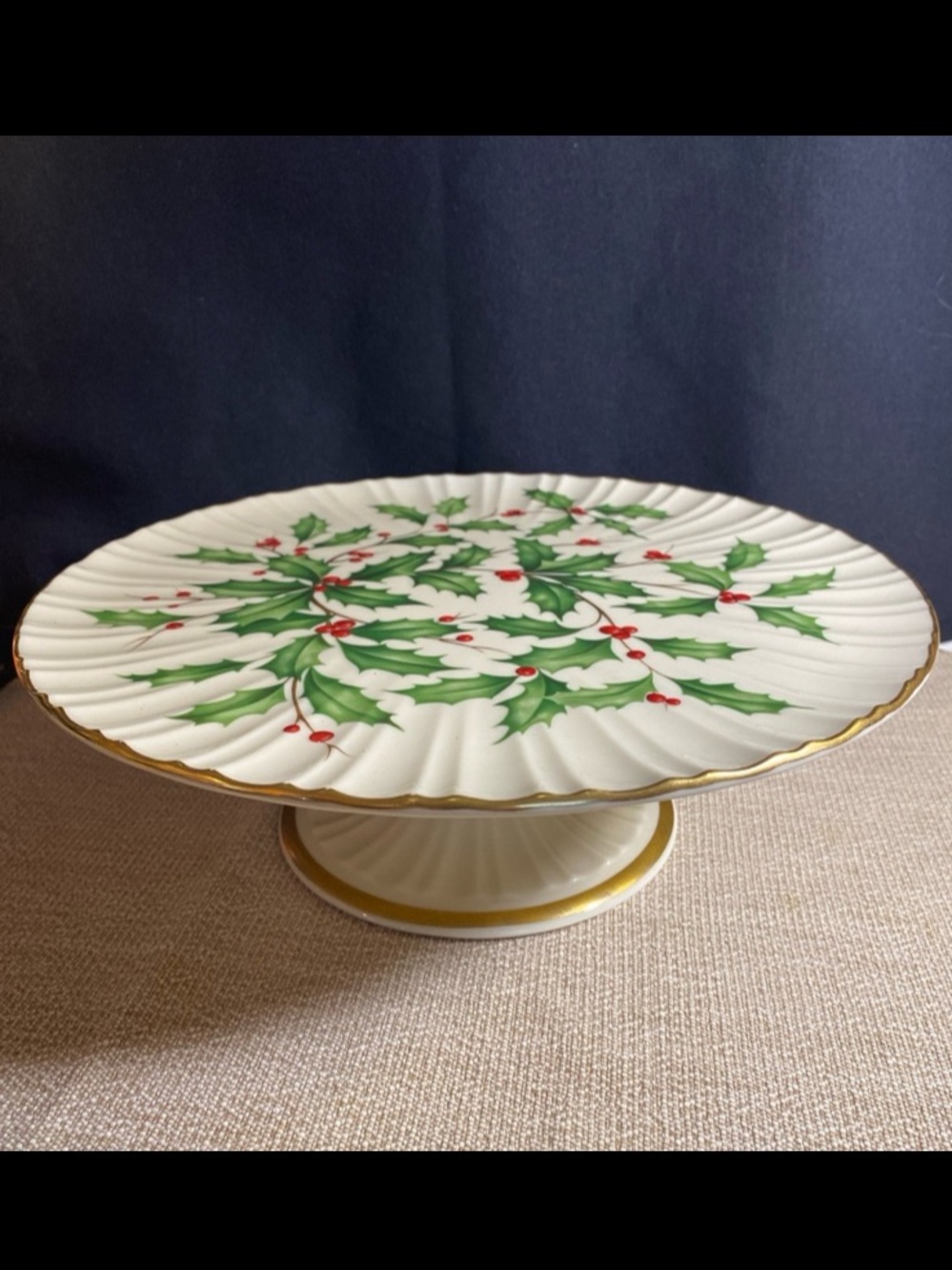 Lenox Holiday Berry 10.5" Pedestal Cake Dessert Plate Stand 24k Gold Trim
